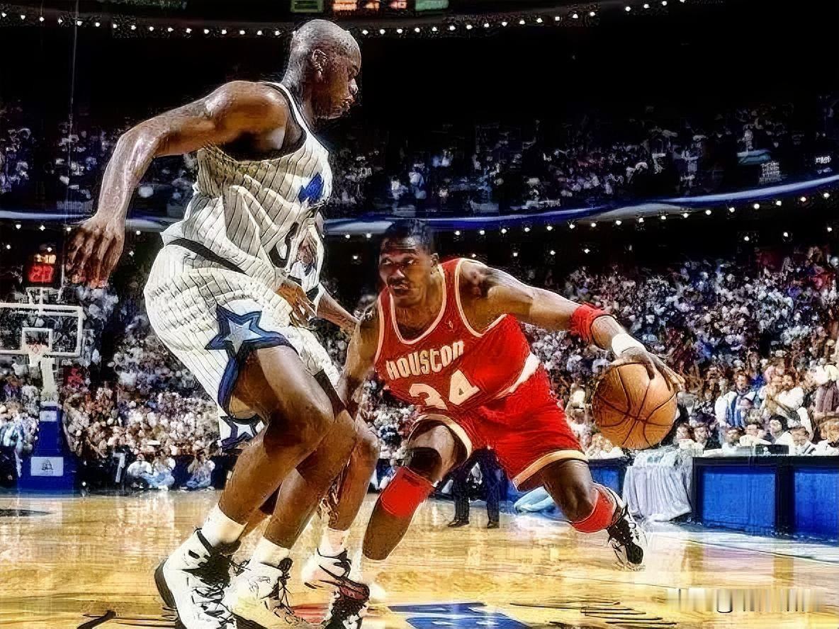 NBA外籍球员历史最强前五都有谁？奥拉朱旺最强无争议，姚明落选不意外。第一名