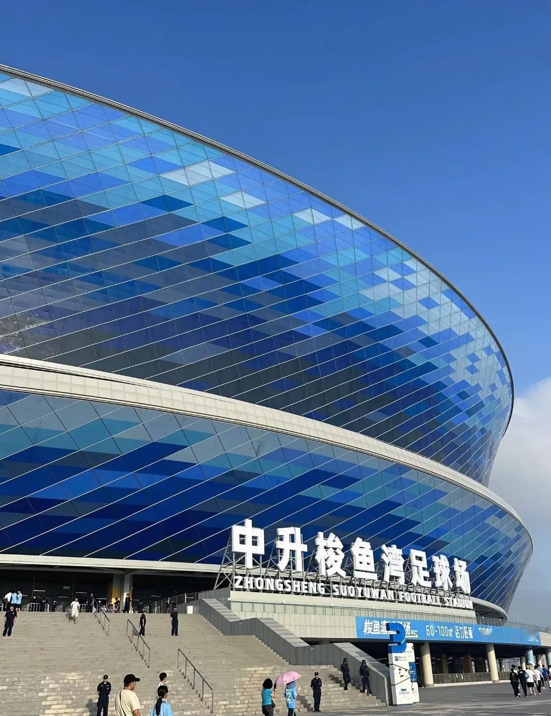 这样看来沈阳与大连举办的文体活动还是很多，辽宁百姓的业余生活真的是丰富多彩，不出