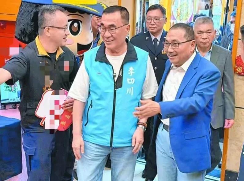 李四川民调落后苏巧慧5.6%之后，前后两次回应展现出了截然不同的态度。原本李四川