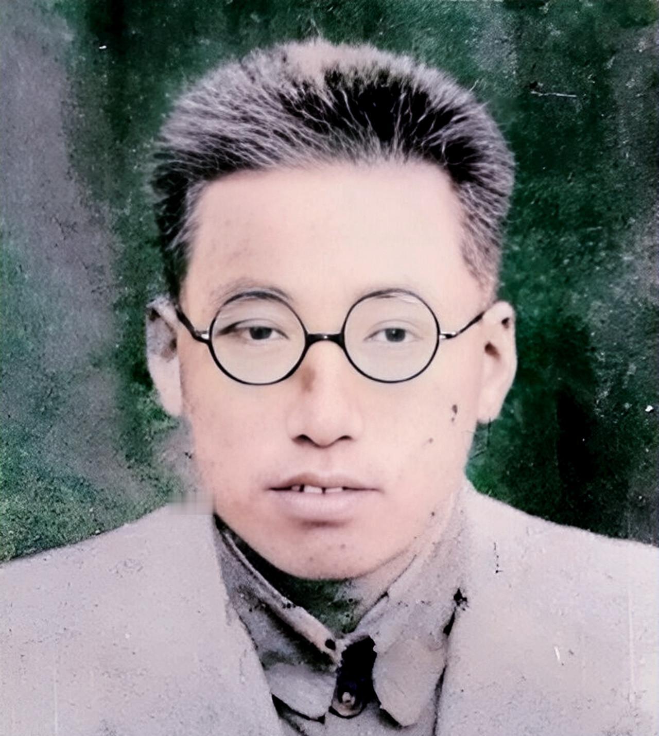 1943年，田守尧接到通知：第二天接受毛主席的接见。然而就在此时，几名保卫处战士