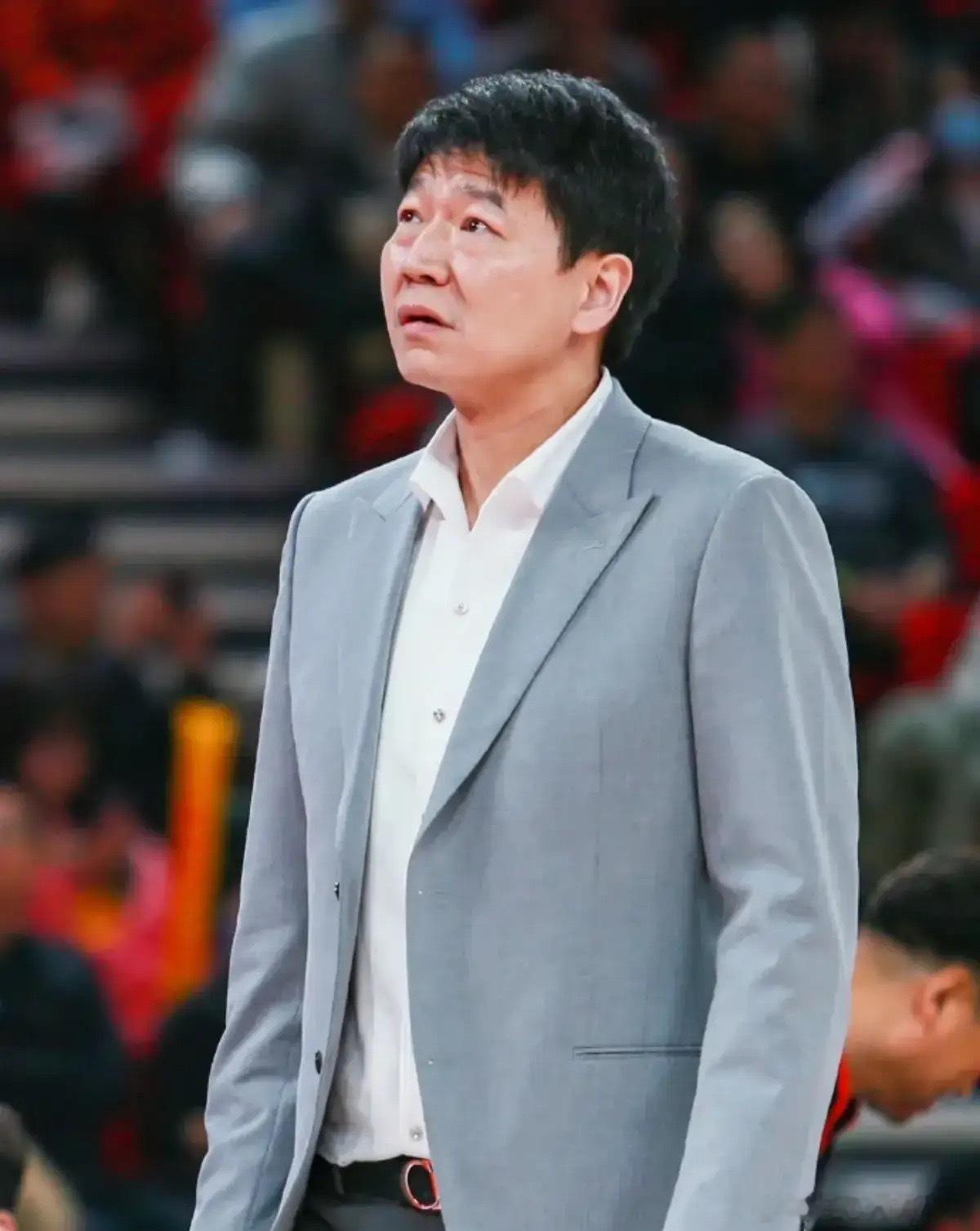 山东0:2不敌上海提前出局，这8人极有可能离开球队:1.于德豪--加盟山东两个赛