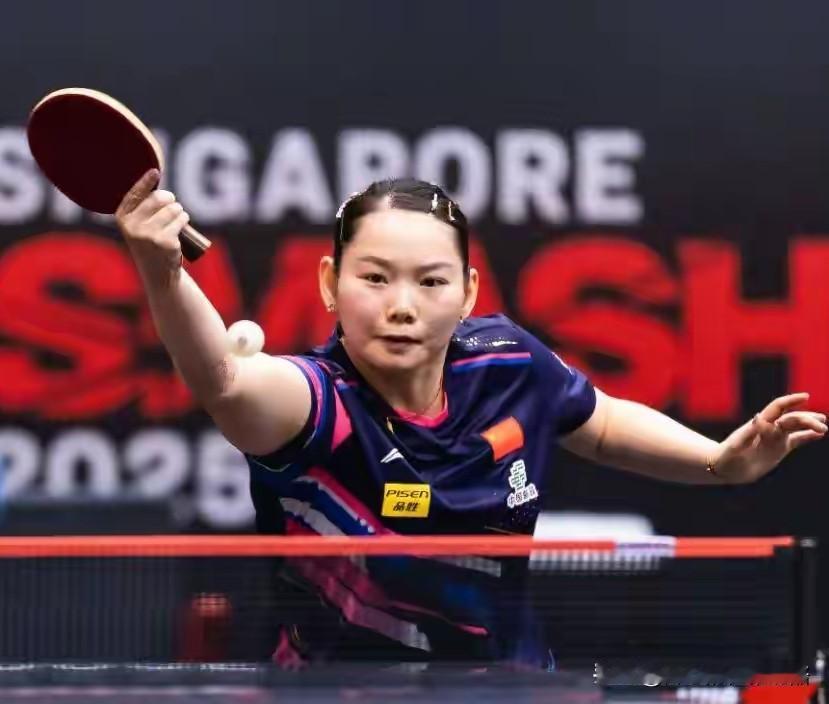 何卓佳足够坚定，3-2晋级女单四强。何卓佳开局打的特别好，大比分11-4、11