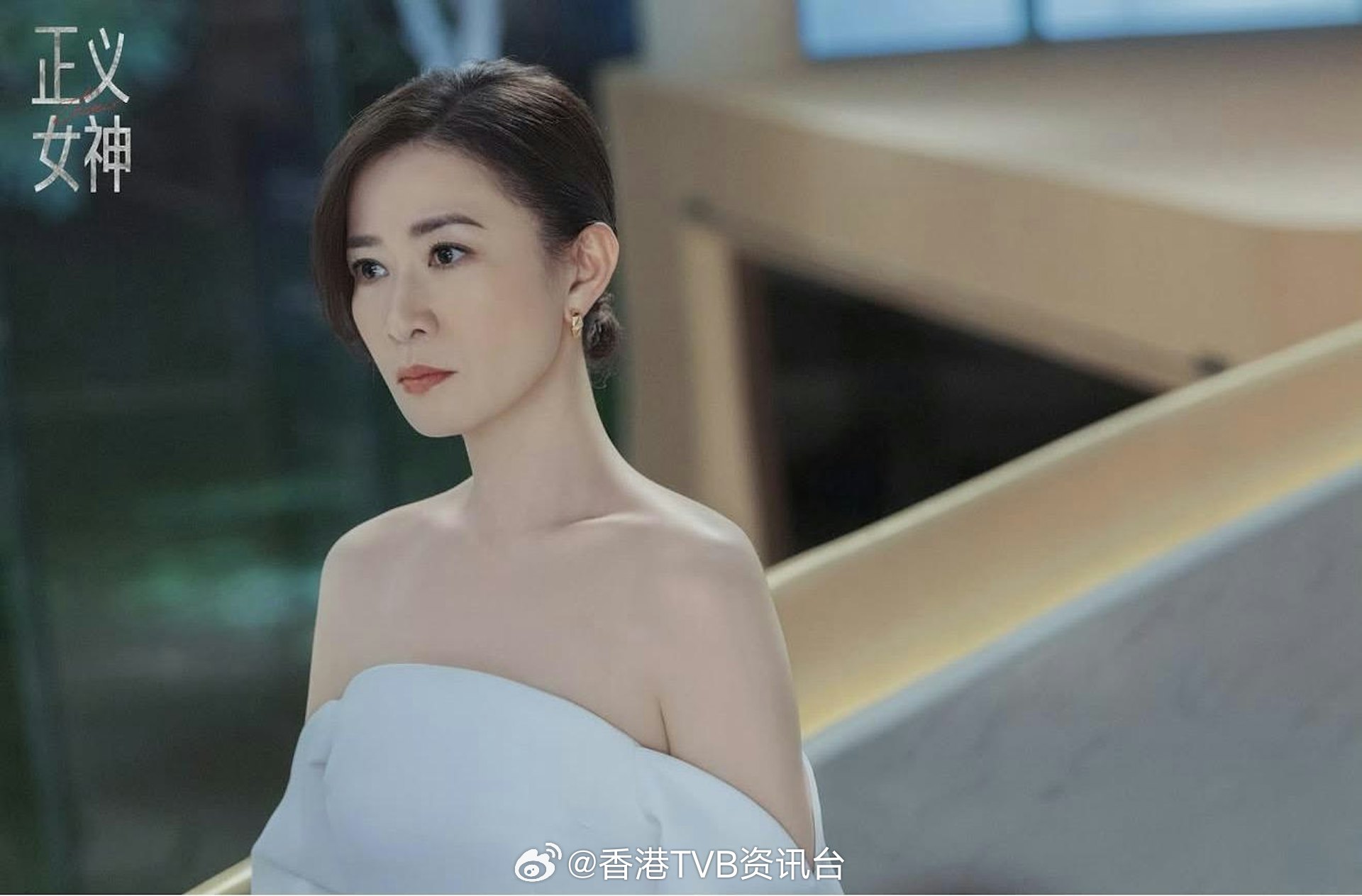 佘诗曼《正义女神》内地播放破1.4亿势如破竹登热度第一视后佘诗曼再凭新剧掀起追