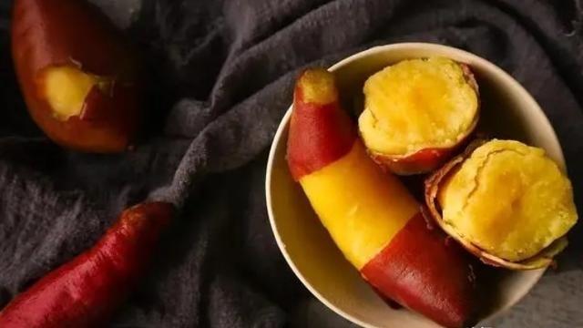 为什么红薯不能成为主粮？一位70多岁的老人告诉我：90%的人不知道亩产8000多