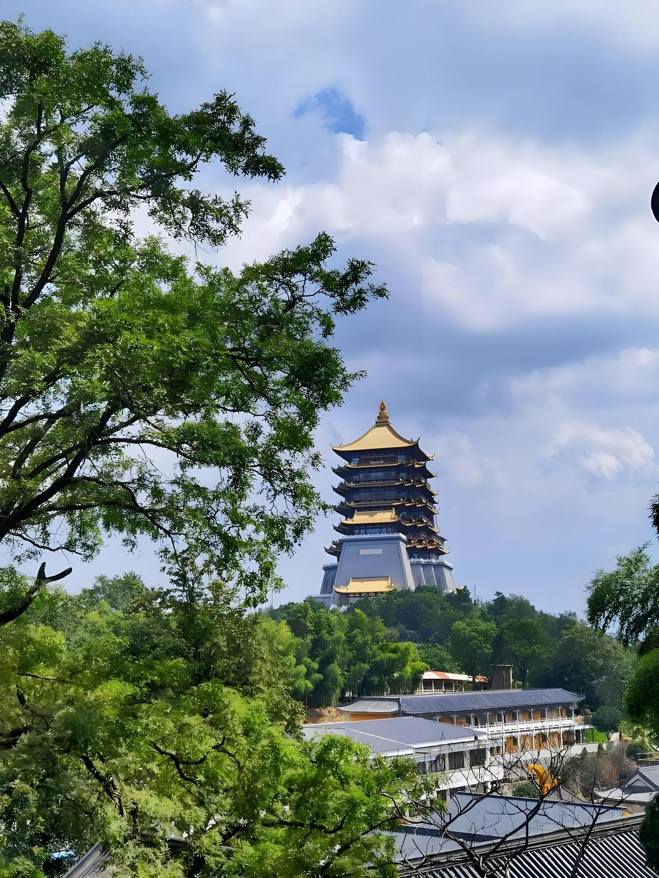 黄石东方山简直是宝藏打卡地！湖北黄石熊家境国家登山健身步道就在这，全长5.5公