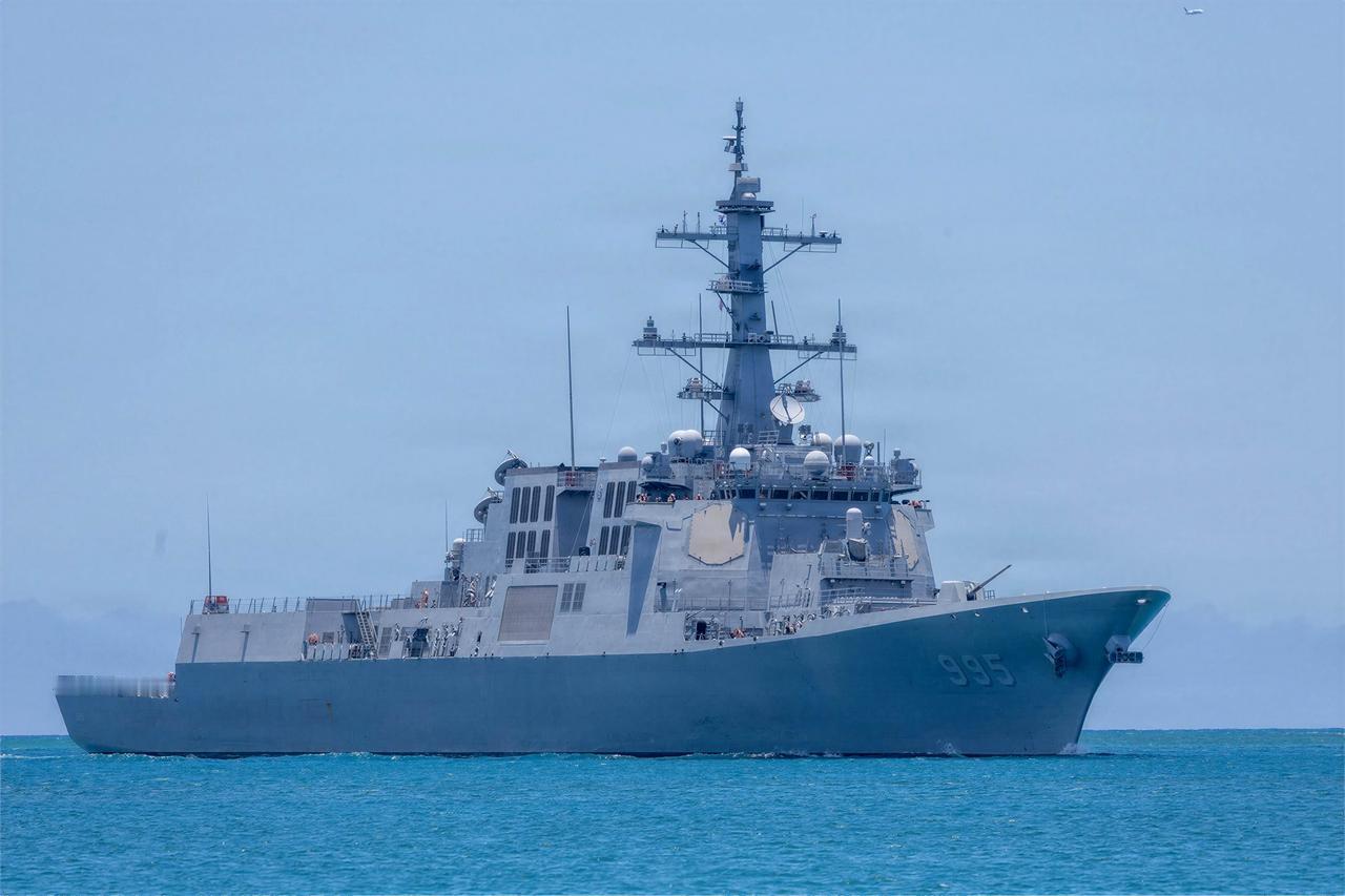 韩国海军驱逐舰“正祖大王”（DDG-995）于7月28日返回珍珠港-希卡姆联合基