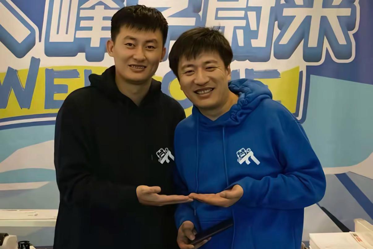 张雪峰离开后，峰学IP彻底凉了？后继无人太现实有人问：张雪峰不在的第一个高考