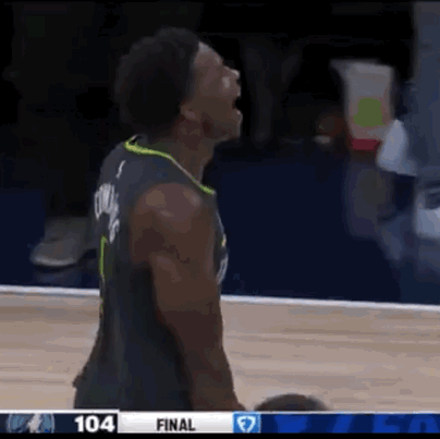 地球人VS外星人，状元VS状元，孩子VS文班，森林狼险胜1分，文班空砍29分。