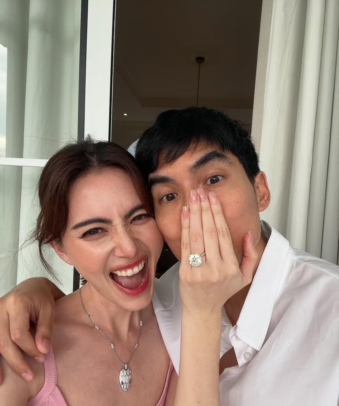 Mai订婚啦～