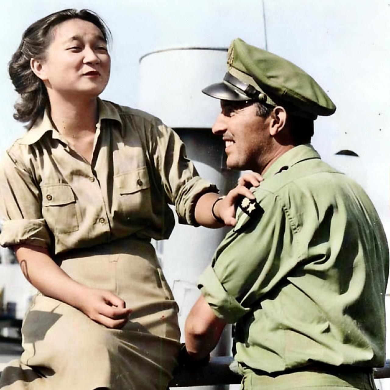 上世纪40年代，林语堂的女儿林太乙，在云南昆明的远征军血库履职。工作之余，她与几