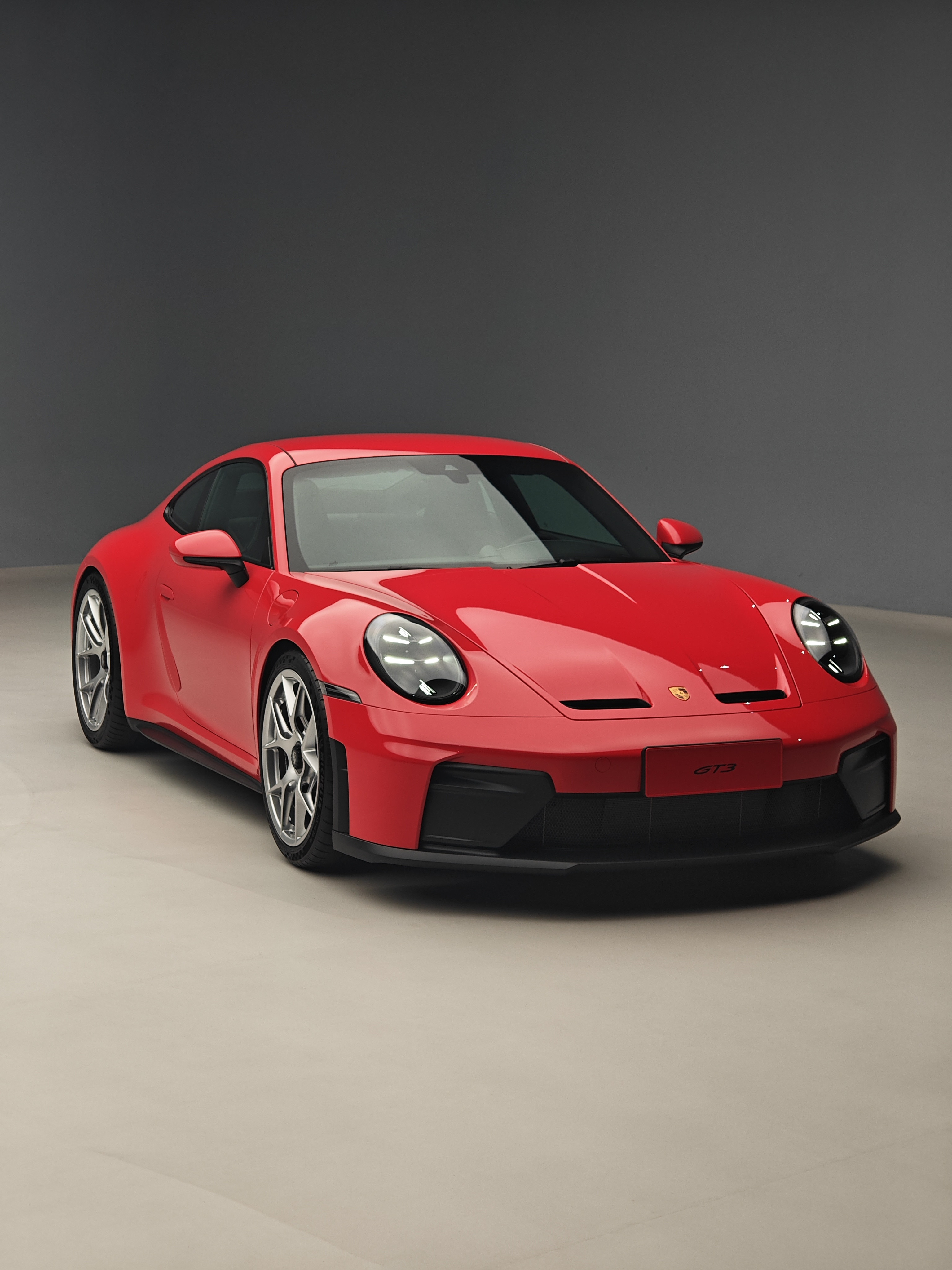 又有谁不喜欢911呢更何况还是GT3[墨镜]保时捷911新车​​​