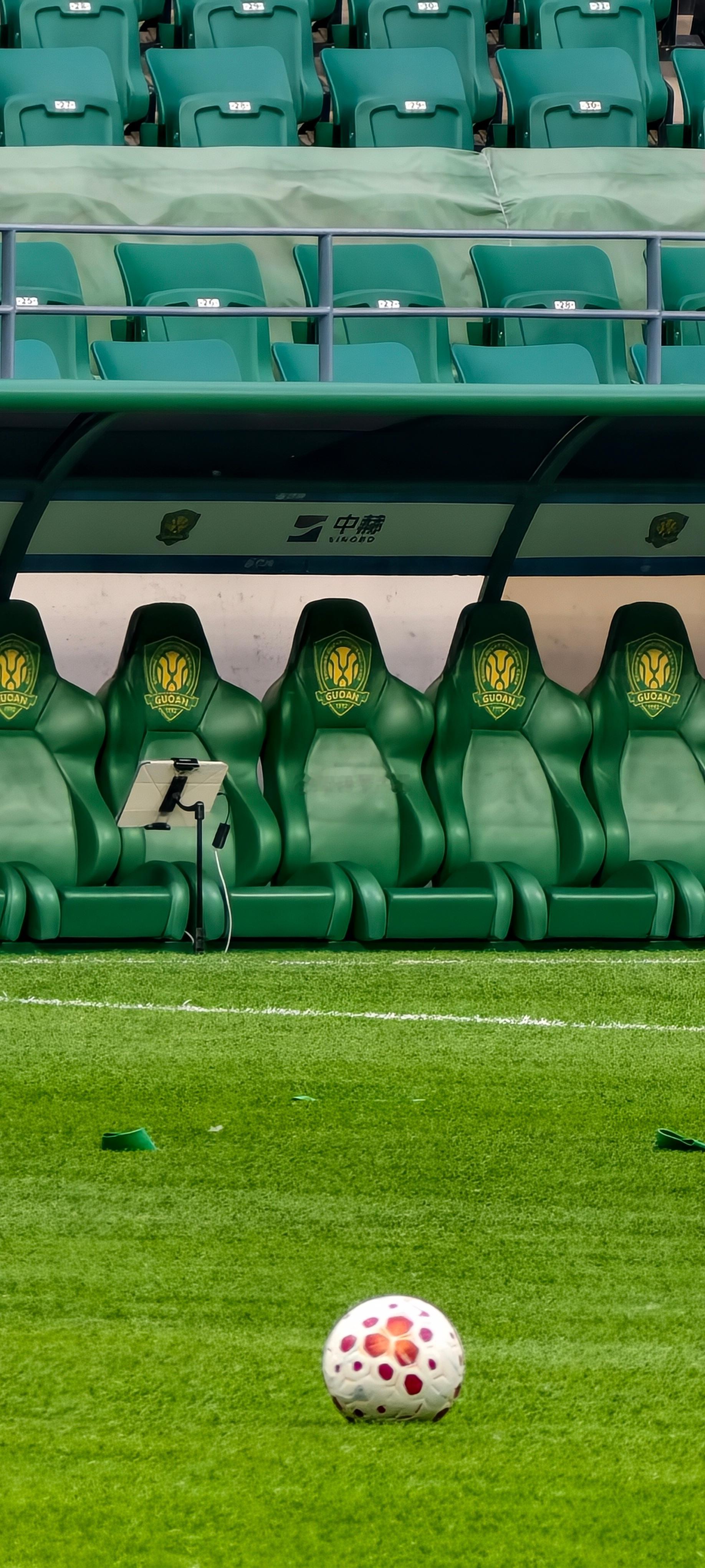 北京国安vs天津津门虎北京国安2比4天津津门虎突然想起了金庸笔下神雕里金轮法王