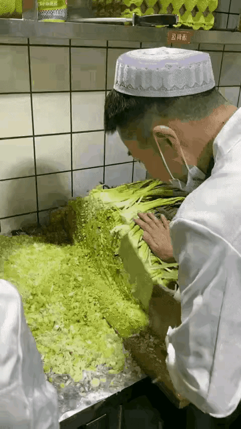 这刀功怎么样[笑着哭]