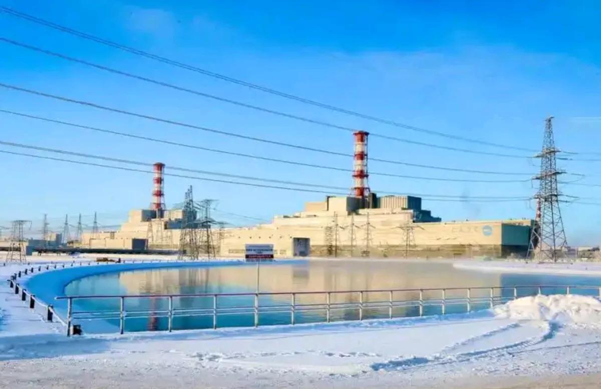 俄媒消息，扎波罗热核电站重要输电线路受损。当地时间5日，俄罗斯国家原子能公司