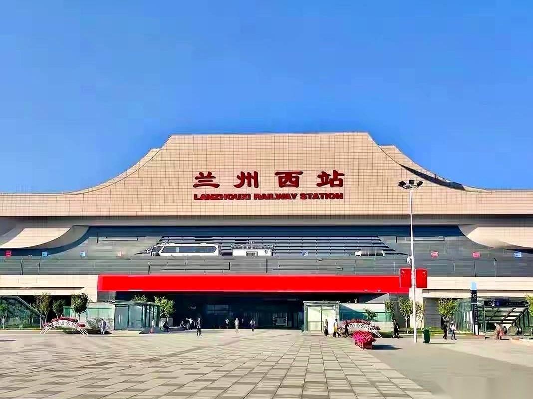 刷到个新闻，说实话有点扎心。全运会，甘肃，0金牌。一瞬间就想通了。这不就是