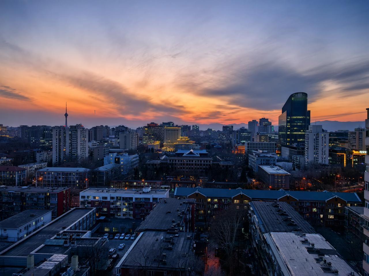 重要会议昨天已经开过了，重要措施将随后密集出台，2026年房价肯定上涨，没有悬念