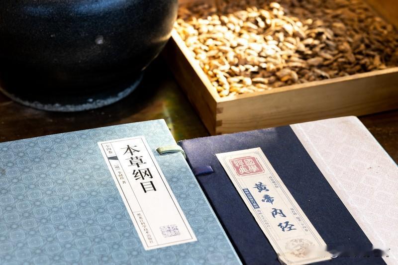 📜《黄帝内经》生命说明书：女七男八，你的身体正在哪一程？你是否曾为掉发、