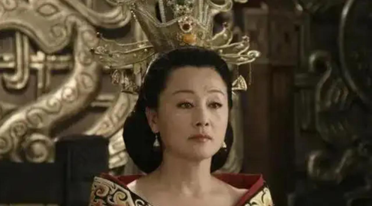 汉朝时期，刘邦死后，齐王刘肥进宫撞见吕后的女儿鲁元公主，下跪高呼：“娘，最近身体