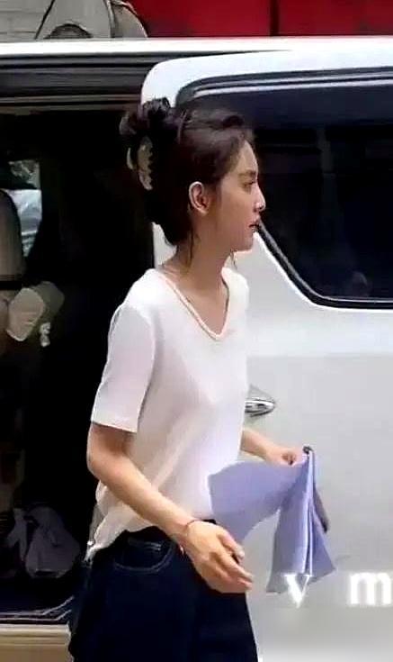 166的身高只有82斤！章若楠在镜头前薄得像张纸，这哪里是演戏，这简直是在玩命自