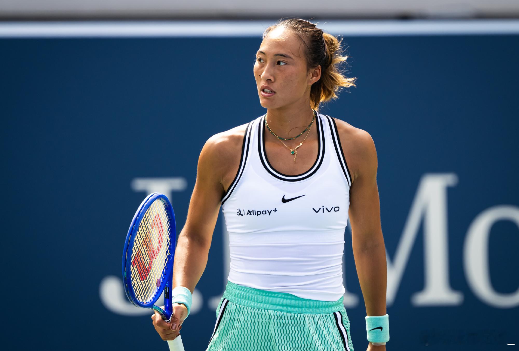 大逆转！郑钦文重返美网第二周美网2026美网女单第三轮上演惊心动魄的翻盘好戏，郑