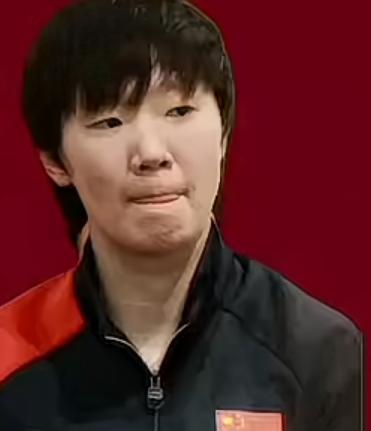 不把钱当回事?34万奖金刚到手机场免税店清空队友购物车鳗鱼姐姐34万奖金刚