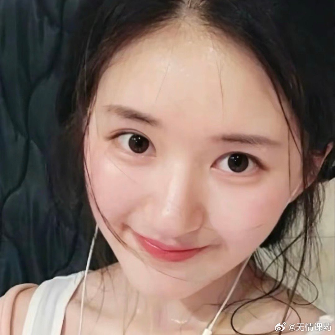 赵露思所以时间的参照物是什么？​​​