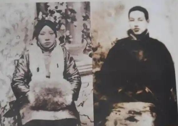 毛福梅曾经说，自己的老舅每次见到蒋介石，总要报复他一下，从不例外。这句话流传于
