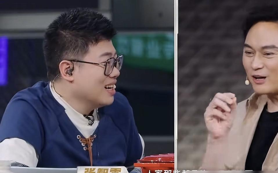张智霖对着山谷喊了半辈子老婆别买包，结果袁咏仪真不买了，他却慌了。节目里，袁咏仪嫌弃张智霖吃得太多，