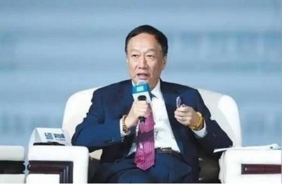 “只要大陆敢打仗，我就敢给他们送物资过去！”郭台铭，也就是富士康的创始人，表示如