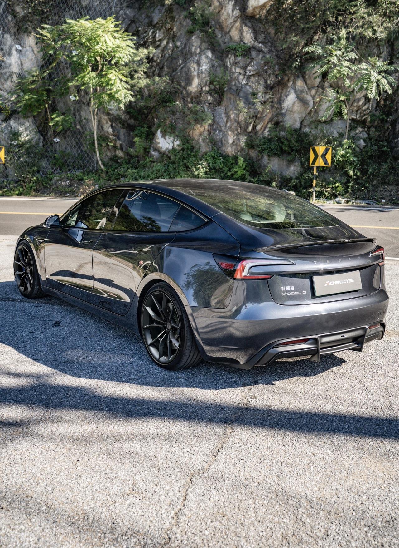 雷肯茨博适配特斯拉Model3焕新版最强套件现已发售雷肯茨博特斯拉mode