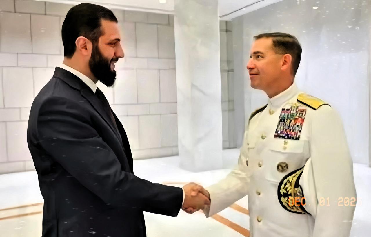 谁能够想到，曾经的恐怖组织，也开始反恐了！美军战机突入叙利亚，展开空袭行动！朱拉