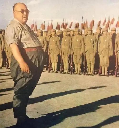 1950年，马鸿逵去找陈诚说：“我在香港的姨太太病重，要去照顾一下。”陈诚知道这