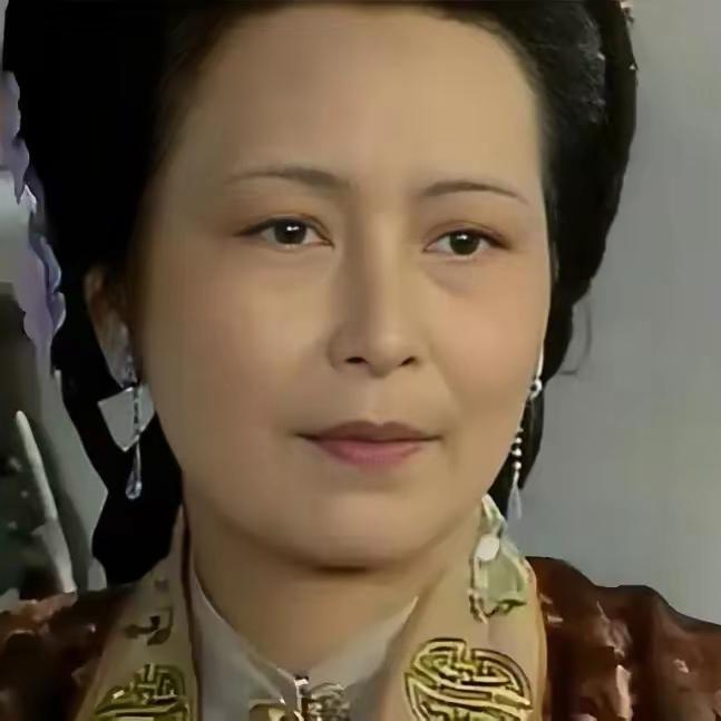 抄家之后王夫人身边埋藏着多个杀手，只可惜她醒悟的太晚了！王夫人这一辈子，算