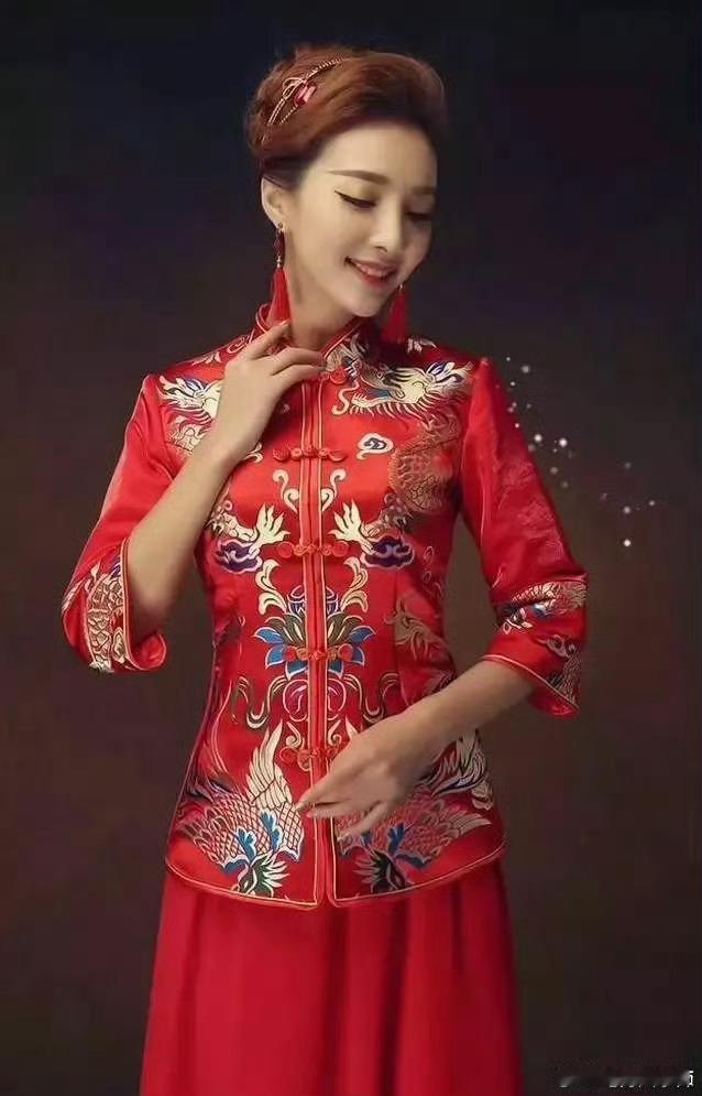 你的婚姻宫动了在哪年？桃花运根据八字的地支中的年支和日支查，“