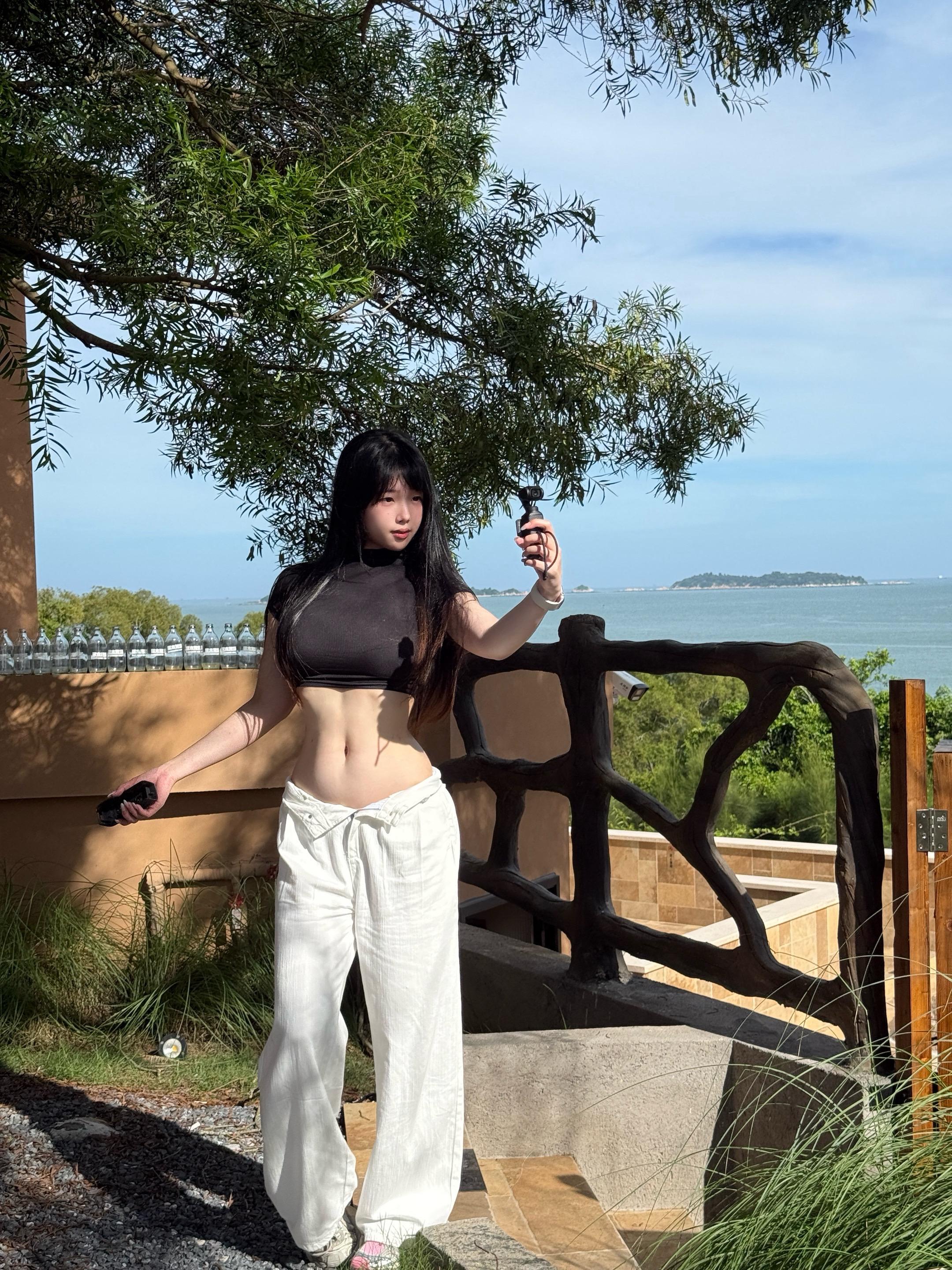 😇。
