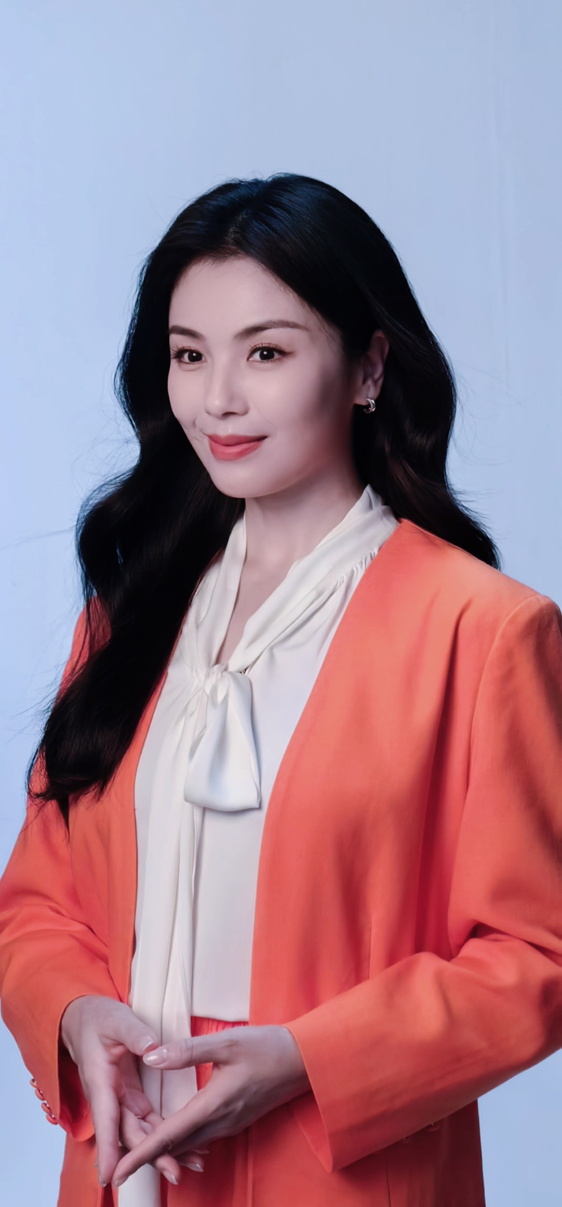 刘涛比心还挑眉～嘶哈～