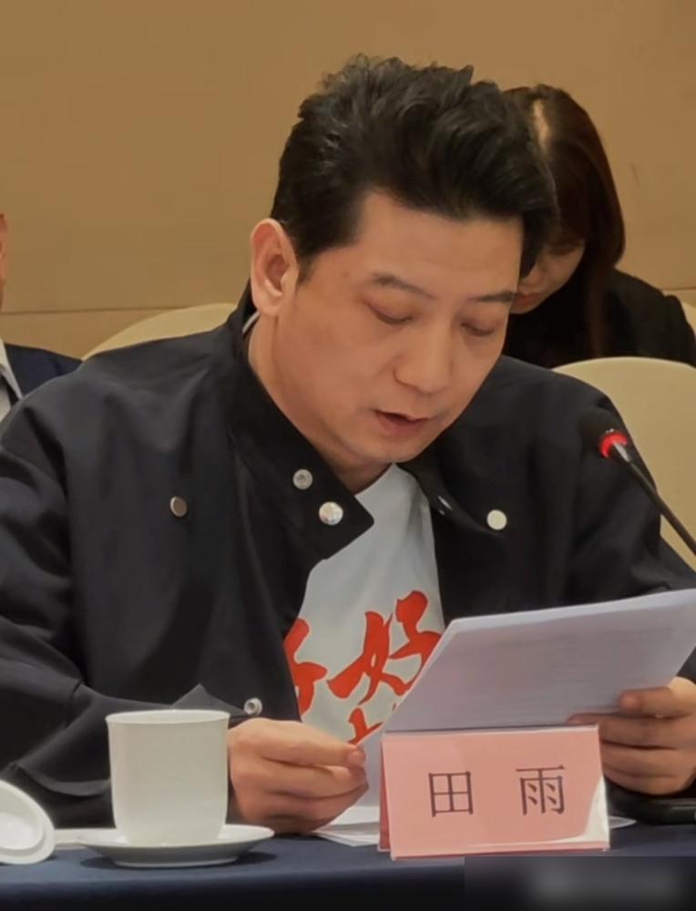 别再催《庆余年3》了，你根本没看懂这场豪赌的底牌。什么剧本慢、档期难，都是喂