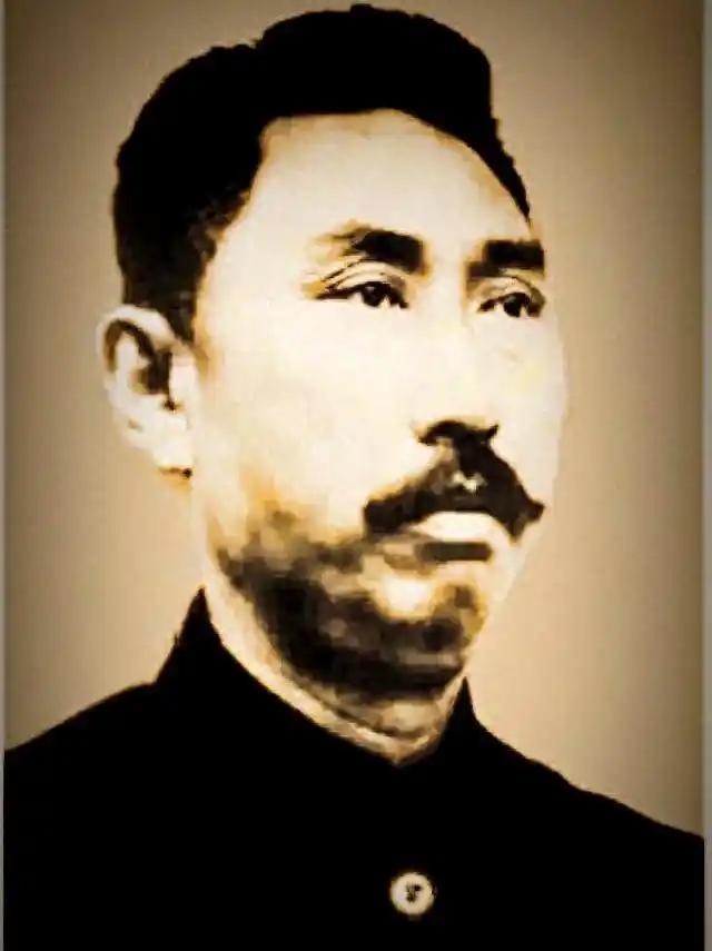 1909年，陈渠珍带领清兵入藏，藏官彭措见他目不转睛的盯着一位藏族少女，小心试探