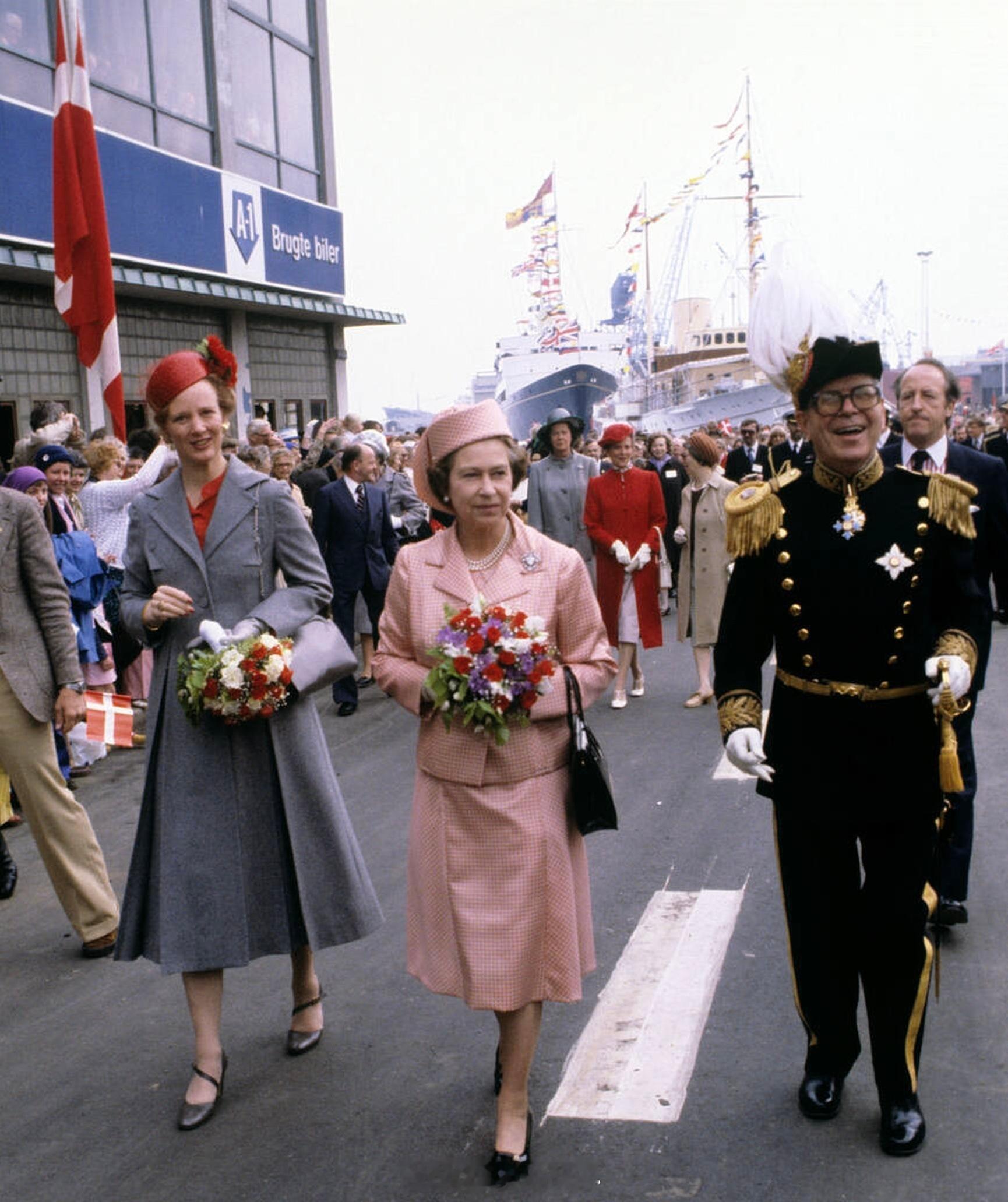 英国王室1979年5月18日，伊丽莎白二世女王和爱丁堡公爵菲利普亲王乘坐皇家