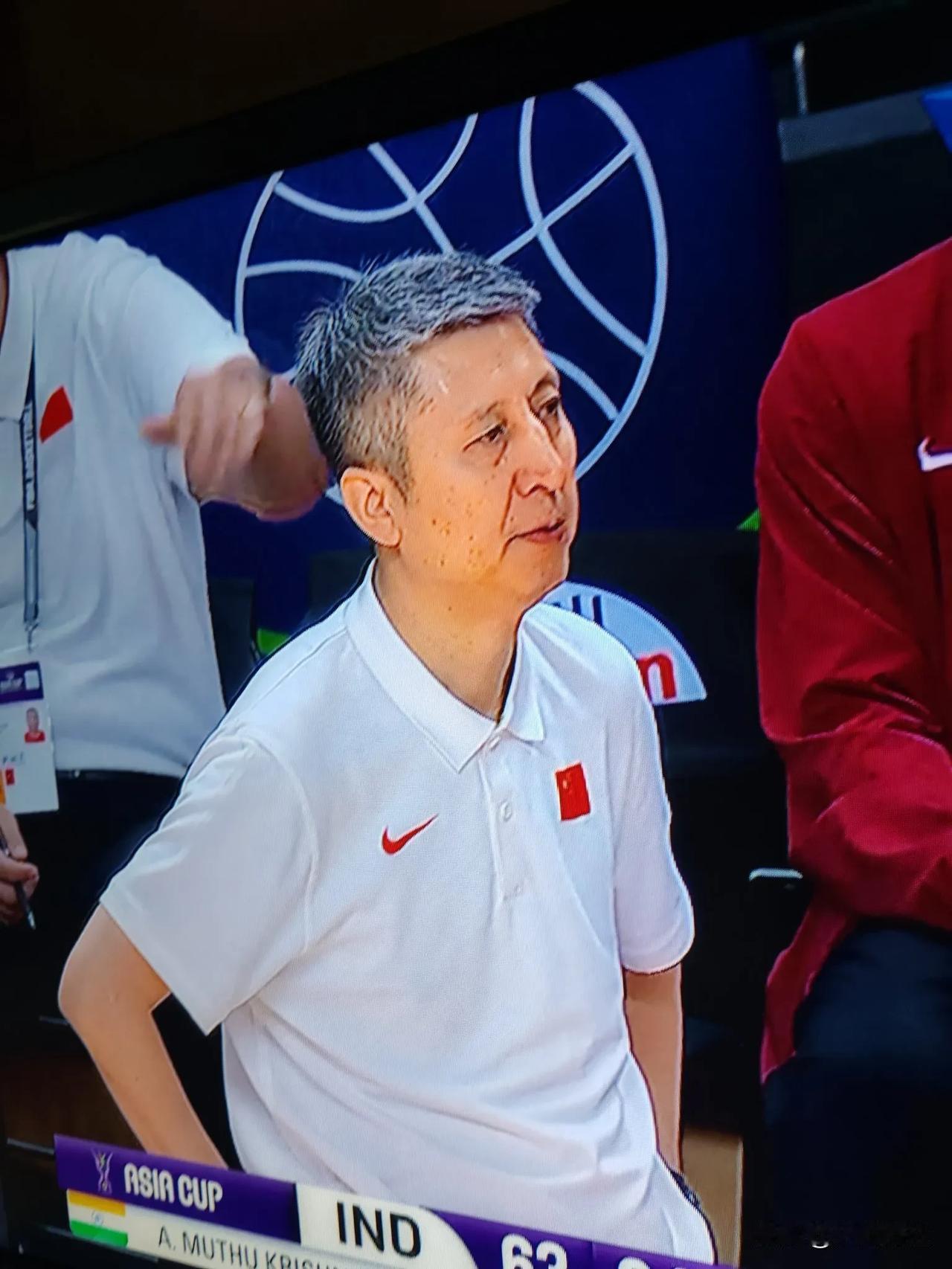 男篮亚洲杯差点绝杀澳大利亚，中国男篮信心和勇气来自哪里？郭士强回答的令人信服！