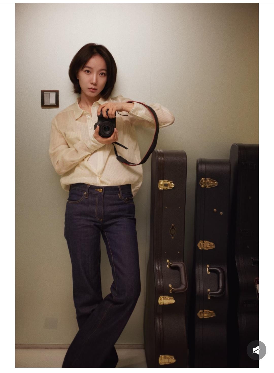 王珞丹，脸好小啊！这些年几乎一点没变。