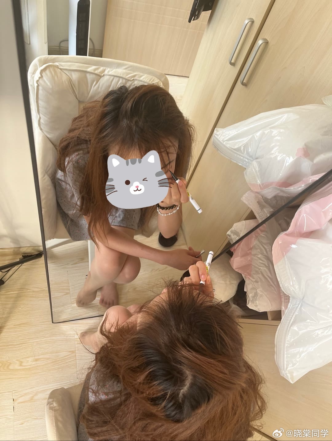 又要陪闺蜜去相亲了，打扮了一个小时了​​​