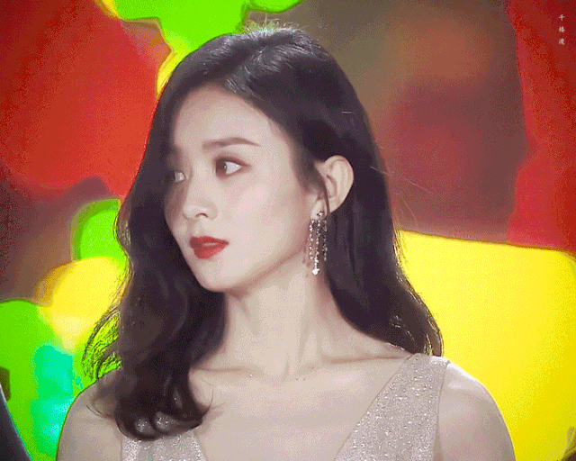 美貌被低估的赵丽颖, 是怎么变成合照杀手的? 产后复出越来越圈粉