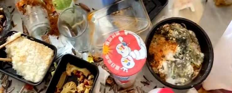 男子出差半年，因为太挂念孩子临时请假回家。没想到一进家门天都要塌了，桌上
