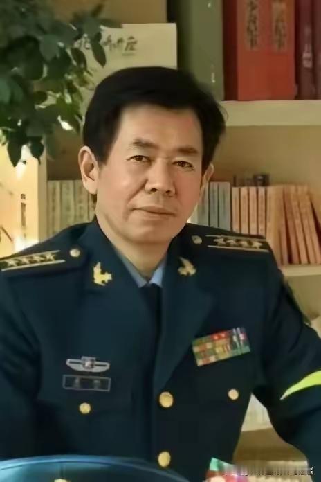 如今歼-20大批量列装服役，海军舰艇常态化巡航南海，我国海空防御力量早已今非昔比
