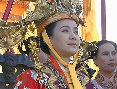 今日话题：朱元璋为什么这么害怕马皇后？？？网友甲：朱元璋怕马皇后是有原因的，