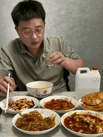 虽然话说的不好听，但是还有这么多个下酒菜呢