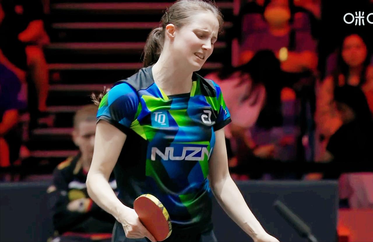 侯英超看透了王曼昱，分析的很对，和马琳一模一样：发温特正手短。前四局鳗