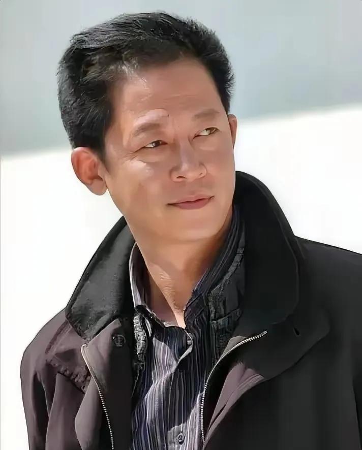 王志文很通透的一段话：“上班很累，总不能不上吧，挣钱很苦，总不能不挣吧，你可以