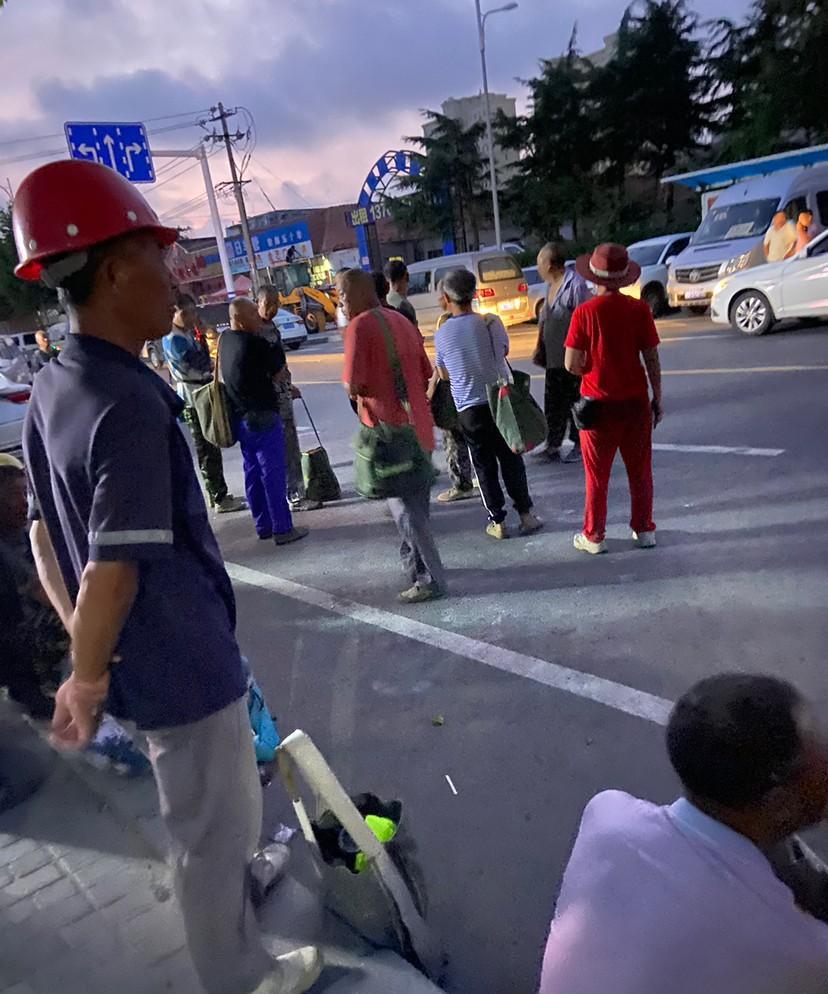 今天是8月19日，这是山东黄岛区劳务市场为大家更新一下市场用工价格。今天的用工